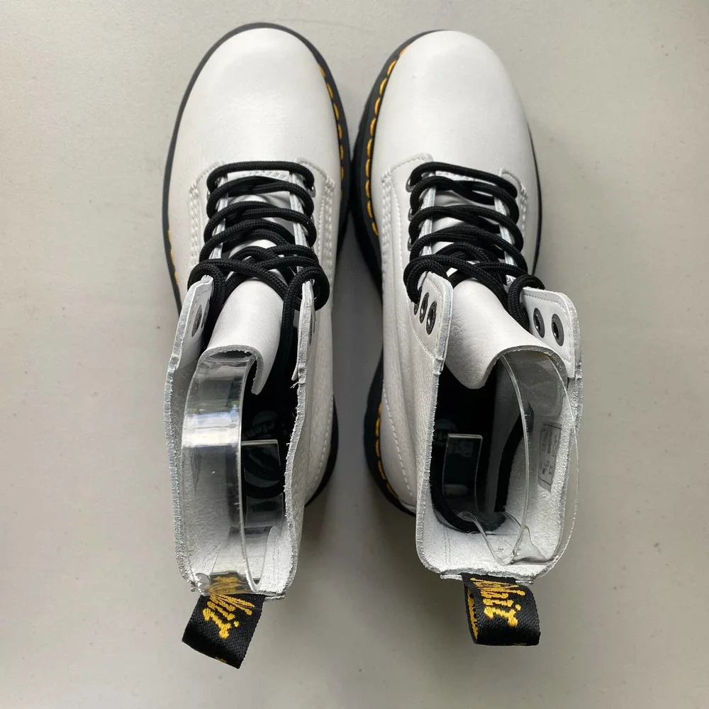 NEW Dr. Martens 1460 Pascal Max Platform Lace Up Boot White Black Women Size 9 - Picture 8 of 12
